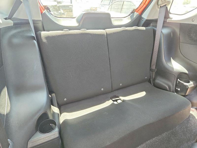 53300936 :رقم المزاد ، JTNJJXB02CJ015665 vin ، 2012 Scion Iq مزاد بيع