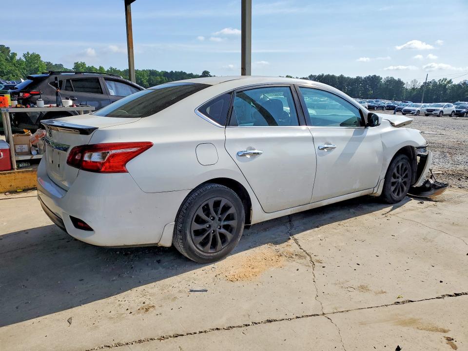 Продажа на аукционе авто 2018 Nissan Sentra, vin: 3N1AB7AP6JY338533, номер лота: 52916316