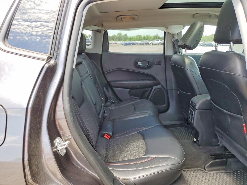 53210496 :رقم المزاد ، 3C4NJDDB8HT689497 vin ، 2017 Jeep Compass مزاد بيع