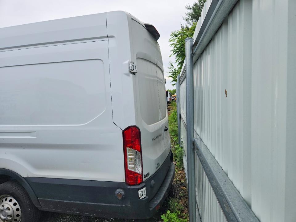 54870426 :رقم المزاد ، 1FTBW3UG1LKB81232 vin ، 2020 Ford Transit مزاد بيع