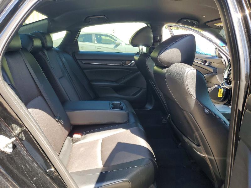 Продаж на аукціоні авто 2018 Honda Accord, vin: 1HGCV1F38JA207318, номер лоту: 48546966