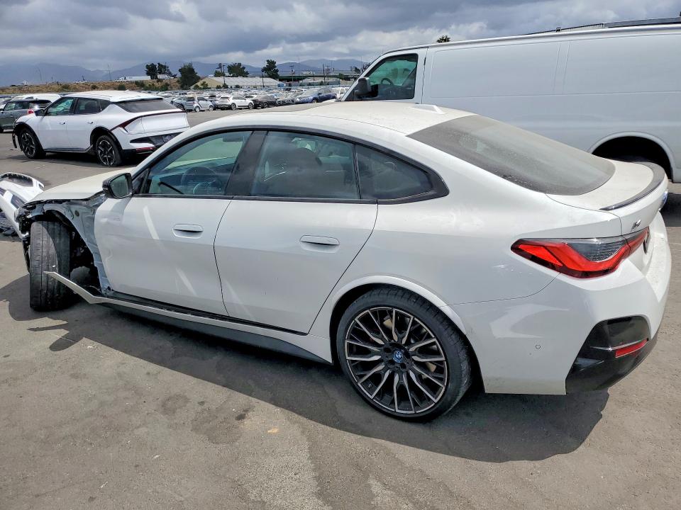 55022926 :رقم المزاد ، WBY33AW09RFS55255 vin ، 2024 Bmw I4 مزاد بيع