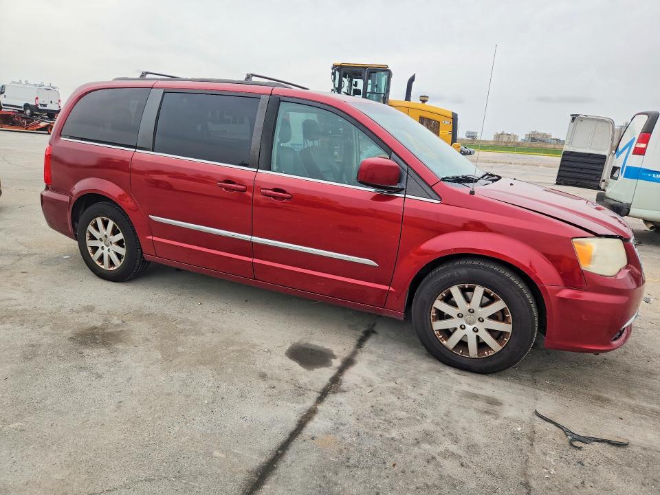 53232506 :رقم المزاد ، 2C4RC1BG5ER296032 vin ، 2014 Chrysler Town & Country مزاد بيع