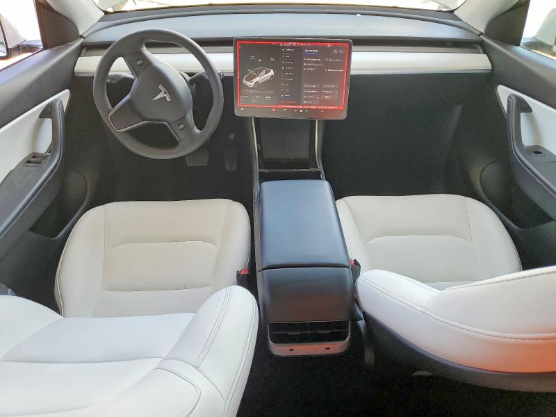 51356626 :رقم المزاد ، 5YJYGDED2MF116180 vin ، 2021 Tesla Model Y مزاد بيع