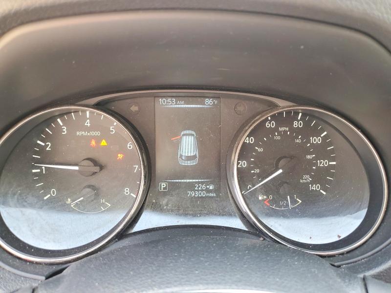 2017 Nissan Rogue მანქანა იყიდება აუქციონზე, vin: KNMAT2MV5HP521845, აუქციონის ნომერი: 55319566