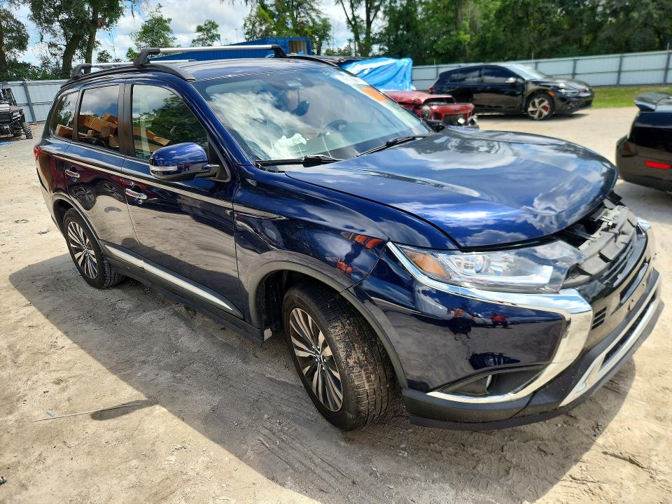 53261126 :رقم المزاد ، JA4AD3A37LZ044820 vin ، 2020 Mitsubishi Outlander مزاد بيع