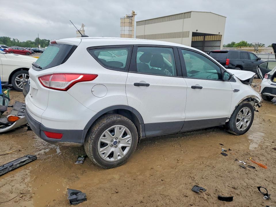 2015 Ford Escape მანქანა იყიდება აუქციონზე, vin: 1FMCU0F73FUA53696, აუქციონის ნომერი: 54182376