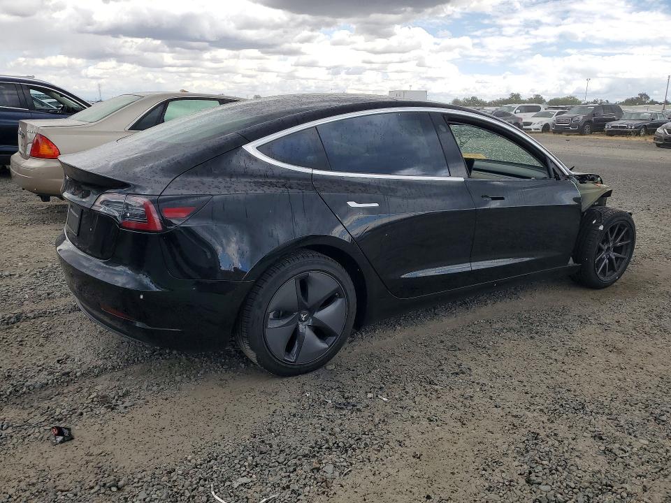 2018 Tesla Model 3 მანქანა იყიდება აუქციონზე, vin: 5YJ3E1EA3JF123350, აუქციონის ნომერი: 54844226