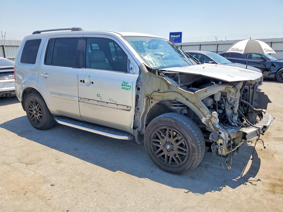 52913676 :رقم المزاد ، 5FNYF4H95EB050459 vin ، 2014 Honda Pilot مزاد بيع