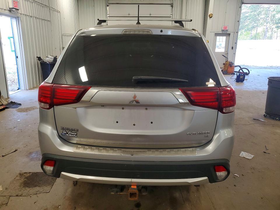 2016 Mitsubishi Outlander მანქანა იყიდება აუქციონზე, vin: JA4AZ3A35GZ002041, აუქციონის ნომერი: 52554936