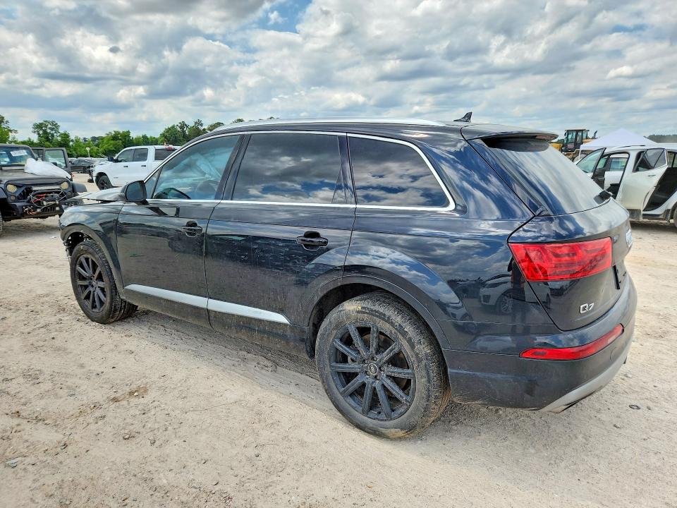 Продажа на аукционе авто 2018 Audi Q7, vin: WA1VAAF77JD032994, номер лота: 54702306