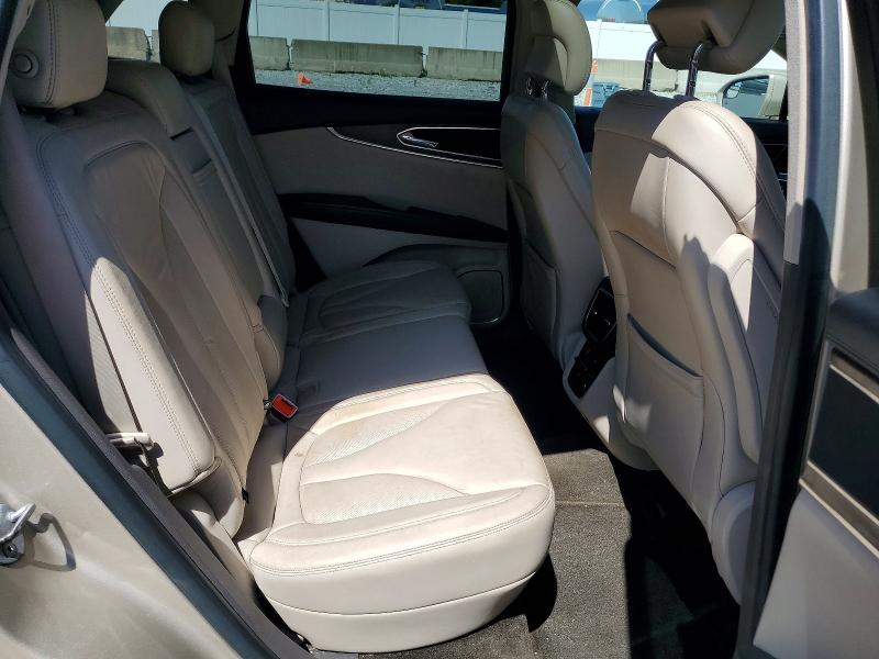 2017 Lincoln Mkx მანქანა იყიდება აუქციონზე, vin: 2LMPJ8KR3HBL16573, აუქციონის ნომერი: 55525696