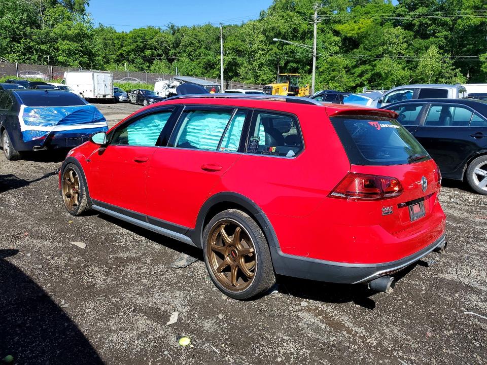 53326636 :رقم المزاد ، 3VWH17AU4HM506835 vin ، 2017 Volkswagen Golf Alltrack مزاد بيع
