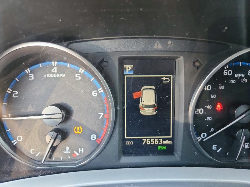Aukcja sprzedaży 2018 Toyota Rav4, vin: JTMRFREV0JD237077, numer aukcji: 51796066
