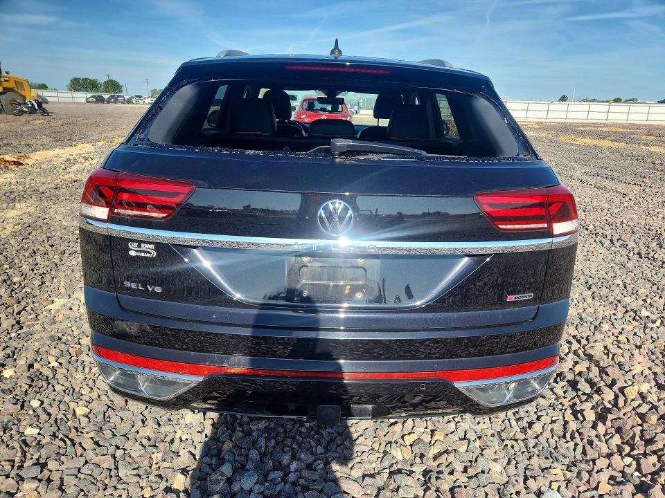 53755446 :رقم المزاد ، 1V2SE2CA9NC225371 vin ، 2022 Volkswagen Atlas مزاد بيع