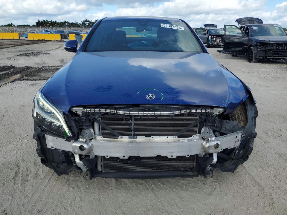 52997886 :رقم المزاد ، W1KWF8DB8LR567176 vin ، 2020 Mercedes-benz C مزاد بيع