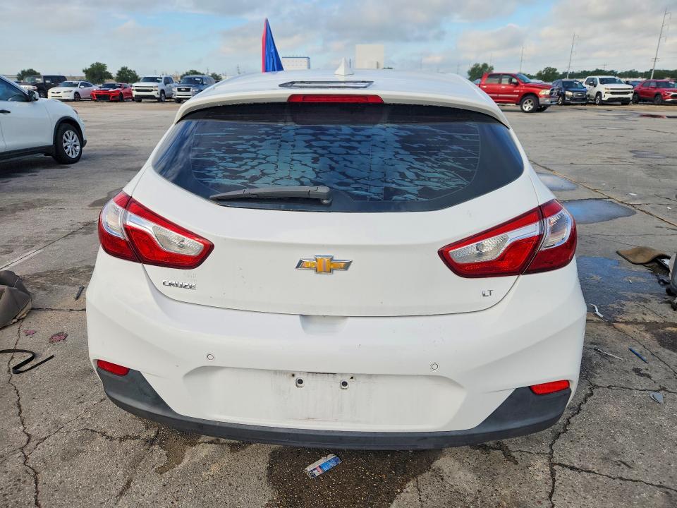 53228496 :رقم المزاد ، 3G1BE6SM7HS585184 vin ، 2017 Chevrolet Cruze مزاد بيع