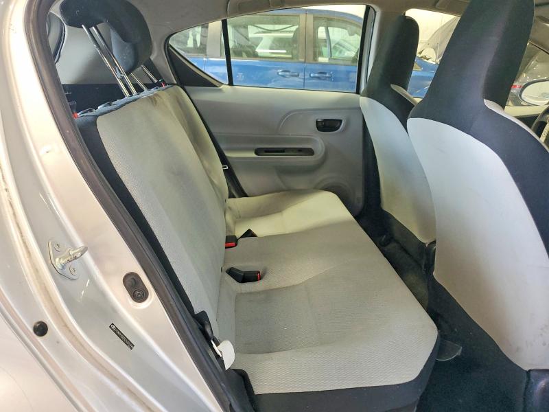 Продажа на аукционе авто 2012 Toyota Prius C, vin: JTDKDTB37C1001098, номер лота: 52416026