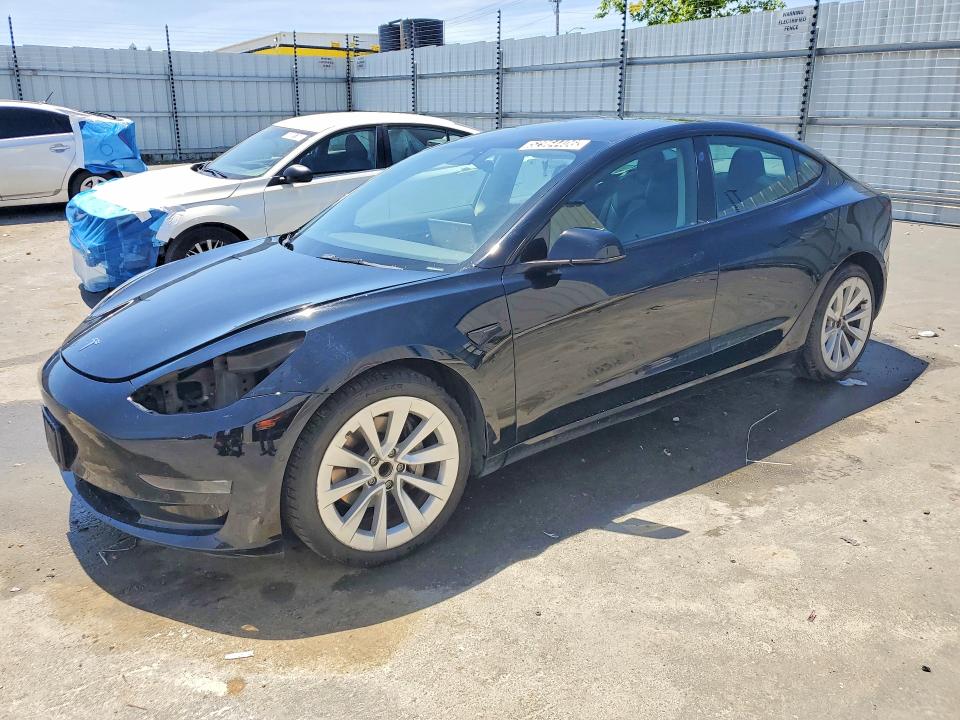 52964406 :رقم المزاد ، 5YJ3E1EAXNF188072 vin ، 2022 Tesla Model 3 مزاد بيع
