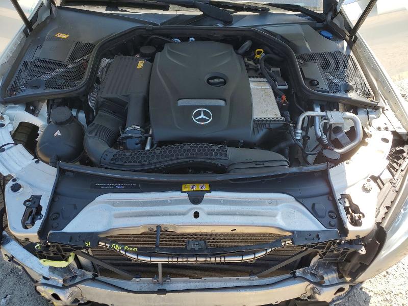 53195346 :رقم المزاد ، 55SWF4KB5GU099942 vin ، 2016 Mercedes-benz C مزاد بيع