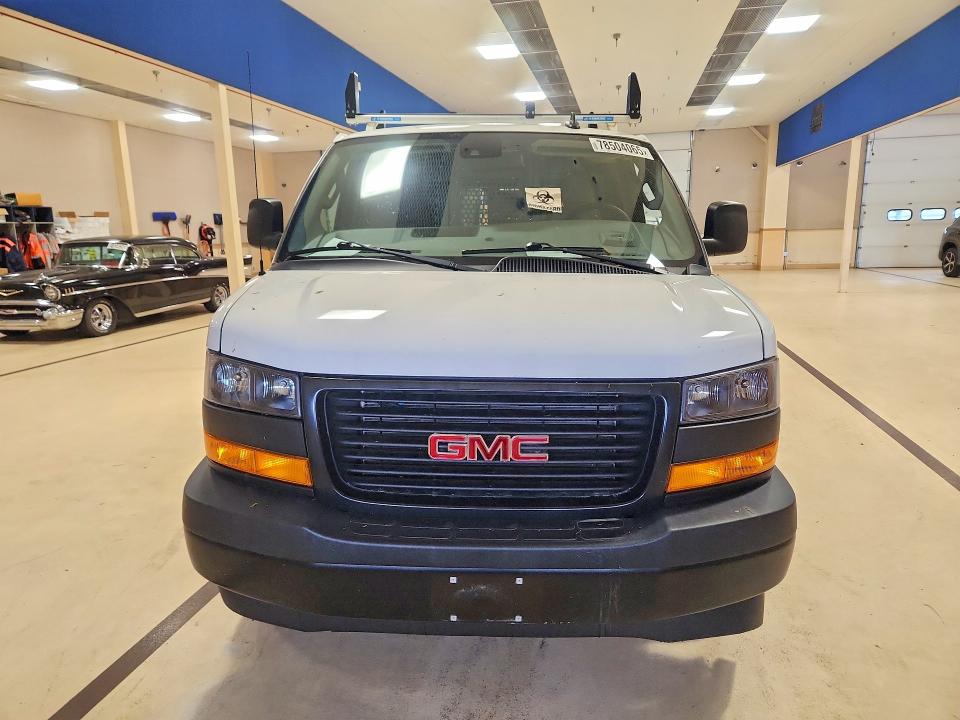 78504065 :رقم المزاد ، 1GTW7AF73R1158436 vin ، 2024 Gmc Savana مزاد بيع