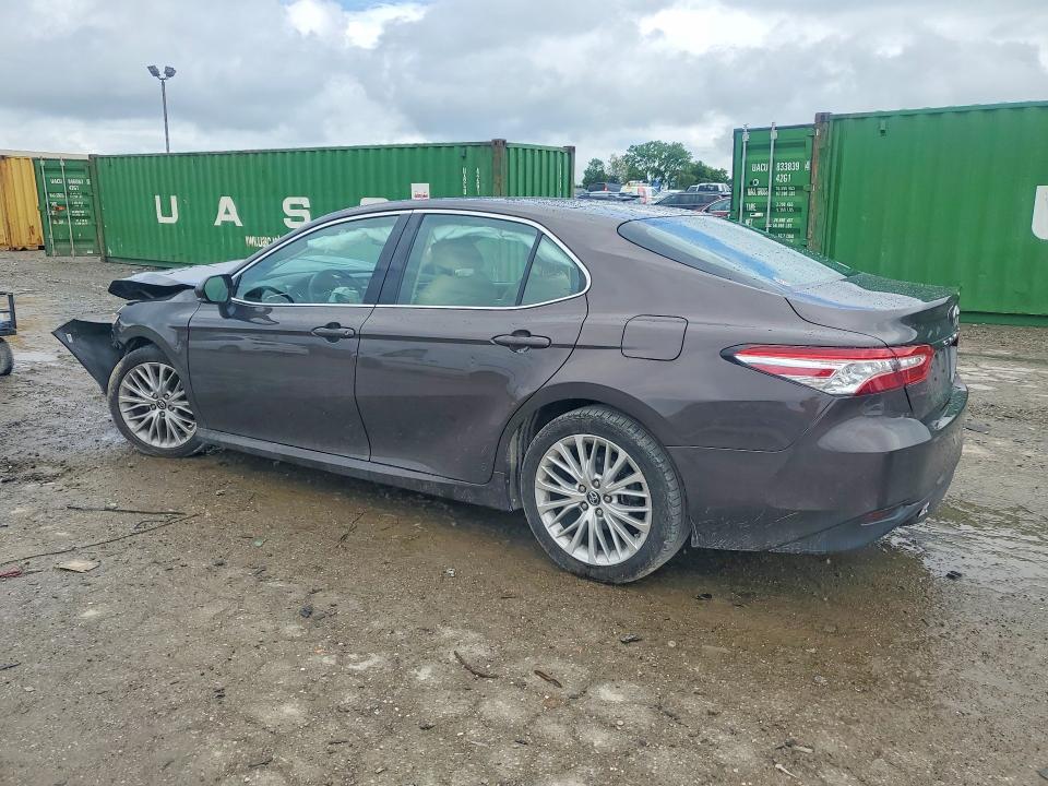 2018 Toyota Camry მანქანა იყიდება აუქციონზე, vin: 4T1B11HKXJU134165, აუქციონის ნომერი: 54841636
