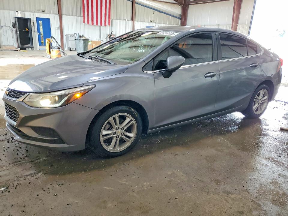 Продажа на аукционе авто 2018 Chevrolet Cruze, vin: 1G1BE5SM9J7114300, номер лота: 54757426