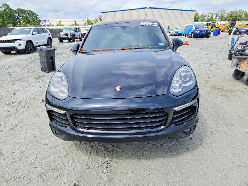 52688376 :رقم المزاد ، WP1AA2A26JKA01395 vin ، 2018 Porsche Cayenne مزاد بيع