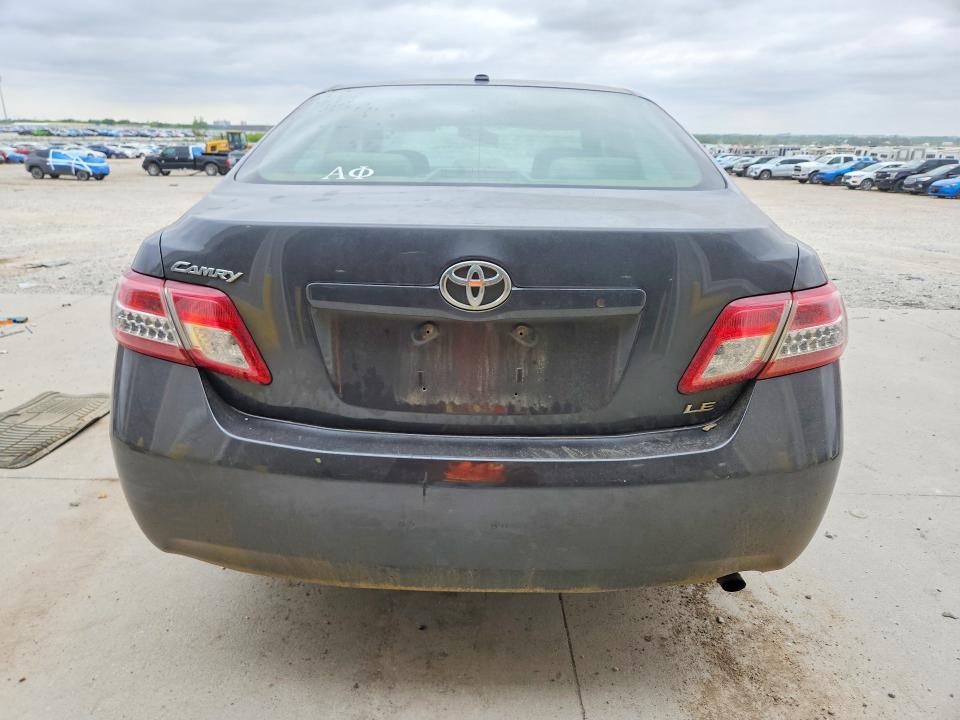 2011 Toyota Camry მანქანა იყიდება აუქციონზე, vin: 4T1BF3EK7BU131842, აუქციონის ნომერი: 54454086