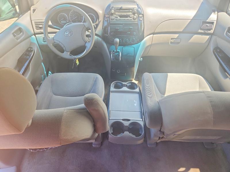 2005 Toyt Sienna მანქანა იყიდება აუქციონზე, vin: 5TDZA23CX5S379258, აუქციონის ნომერი: 52423316