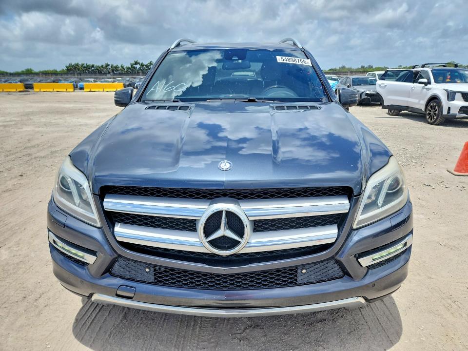 54898766 :رقم المزاد ، 4JGDF6EE5GA671025 vin ، 2016 Mercedes-benz Gl مزاد بيع