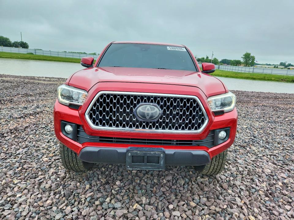 Продажа на аукционе авто 2018 Toyota Tacoma, vin: 3TMCZ5AN2JM138793, номер лота: 53609396