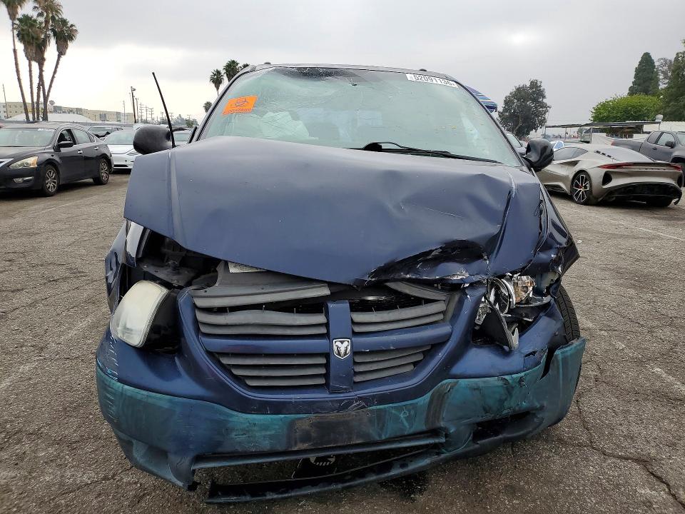 Auction sale of the 2005 Dodge Caravan, vin: 1D4GP25B55B110329, lot number: 52091136