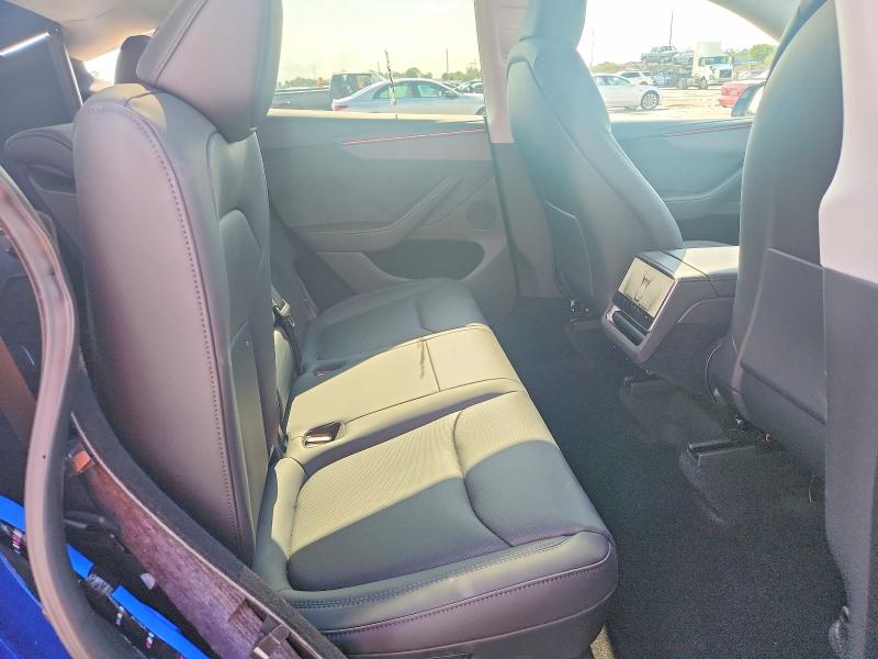 52919796 :رقم المزاد ، 7SAYGDED0TF536764 vin ، 2026 Tesla Model Y مزاد بيع
