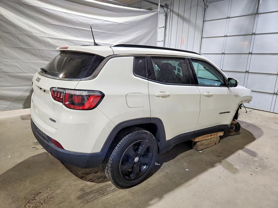 2018 Jeep Compass მანქანა იყიდება აუქციონზე, vin: 3C4NJDBB4JT112796, აუქციონის ნომერი: 55276136