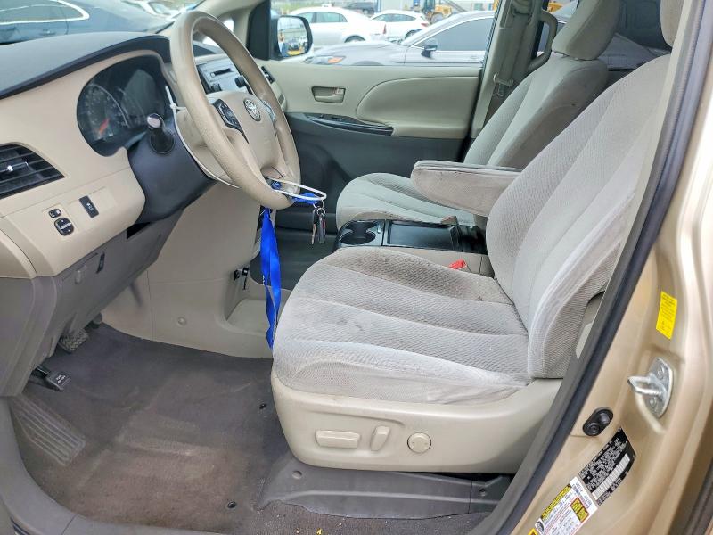 Aukcja sprzedaży 2011 Toyota Sienna, vin: 5TDKK3DC8BS011160, numer aukcji: 52824606