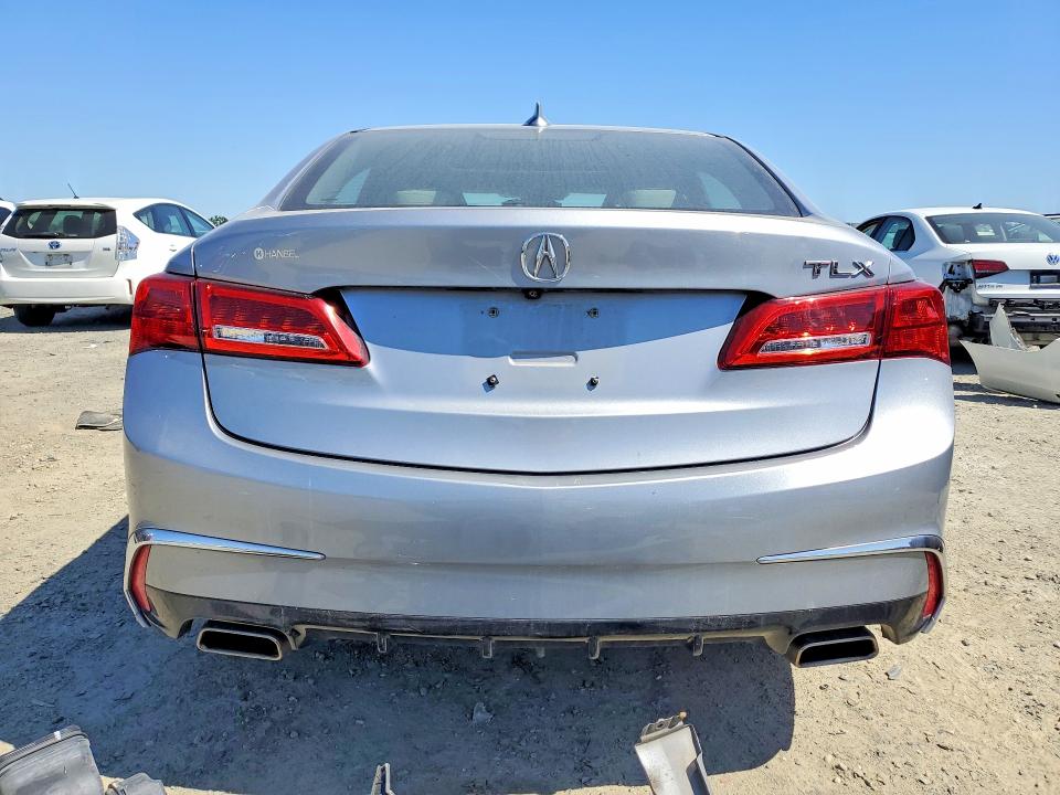 2018 Acura Tlx მანქანა იყიდება აუქციონზე, vin: 19UUB2F55JA009350, აუქციონის ნომერი: 52426616