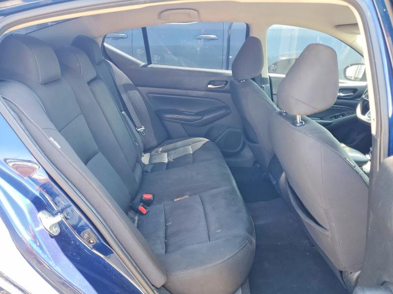 53086476 :رقم المزاد ، 1N4BL4BV3KC222281 vin ، 2019 Nissan Altima مزاد بيع