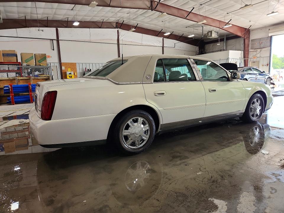 2004 Cadillac Deville მანქანა იყიდება აუქციონზე, vin: 1G6KD54Y34U180277, აუქციონის ნომერი: 52938016