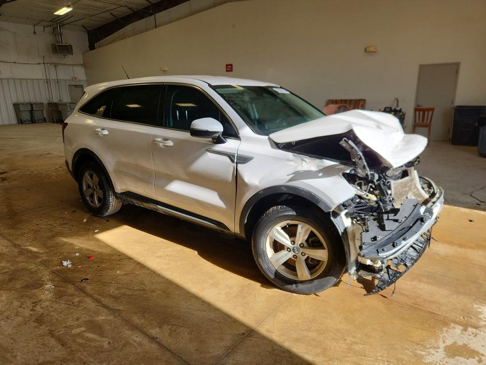 53139696 :رقم المزاد ، 5XYRG4LC3MG052335 vin ، 2021 Kia Sorento مزاد بيع