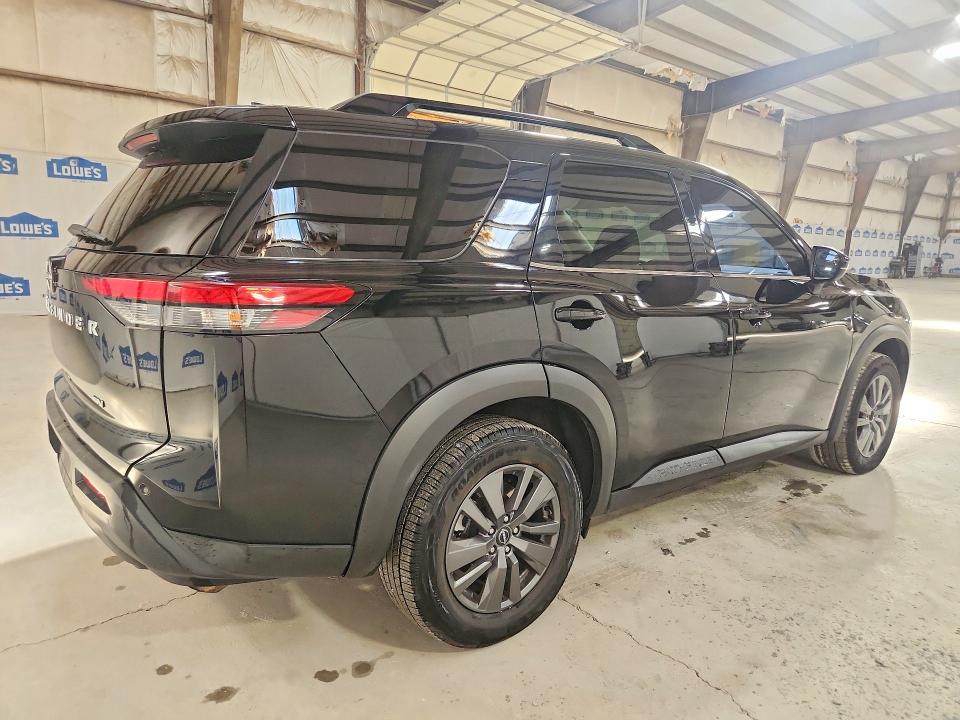 53301366 :رقم المزاد ، 5N1DR3BAXPC245956 vin ، 2023 Nissan Pathfinder مزاد بيع