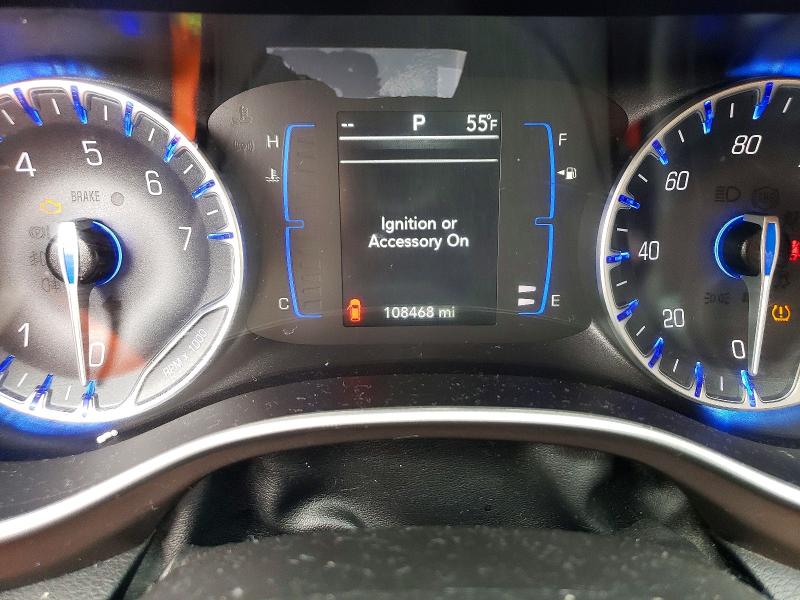 52726556 :رقم المزاد ، 2C4RC1DG2MR512978 vin ، 2021 Chrysler Voyager مزاد بيع