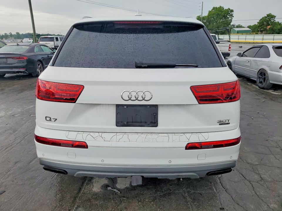 54445906 :رقم المزاد ، WA1LAAF72HD010208 vin ، 2017 Audi Q7 مزاد بيع
