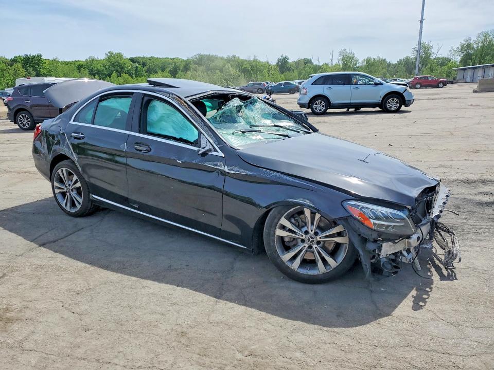 54638676 :رقم المزاد ، W1KWF8EB7LR593184 vin ، 2020 Mercedes-benz 300 C مزاد بيع