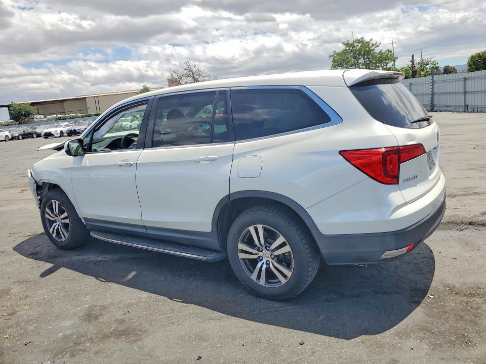 55020326 :رقم المزاد ، 5FNYF6H32GB119165 vin ، 2016 Honda Pilot مزاد بيع