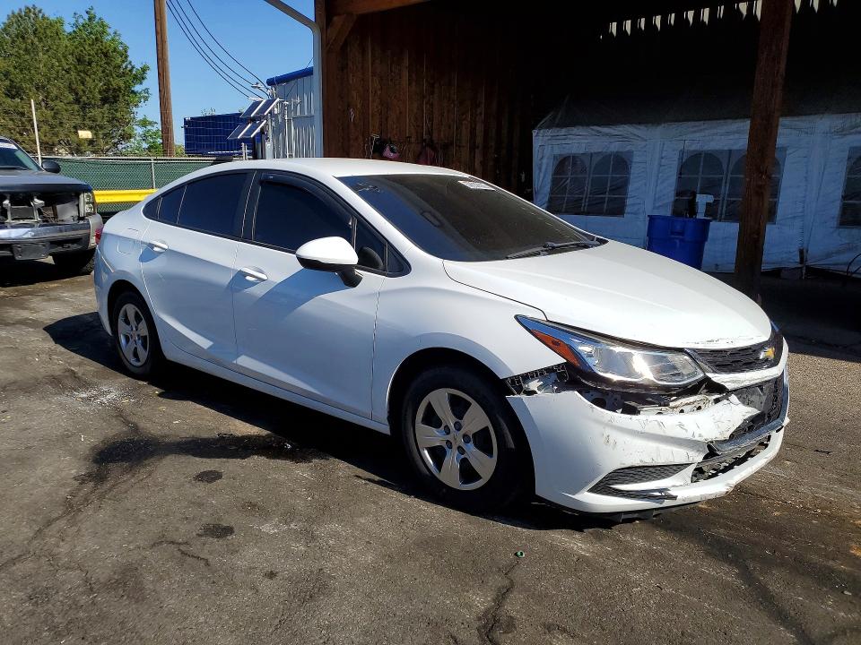 Продаж на аукціоні авто 2017 Chevrolet Cruze, vin: 1G1BA5SM1H7155882, номер лоту: 52662606
