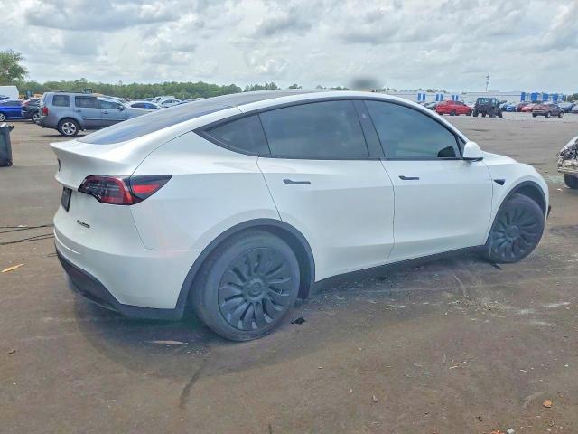 55306476 :رقم المزاد ، 7SAYGDEE3RA257887 vin ، 2024 Tesla Model Y مزاد بيع