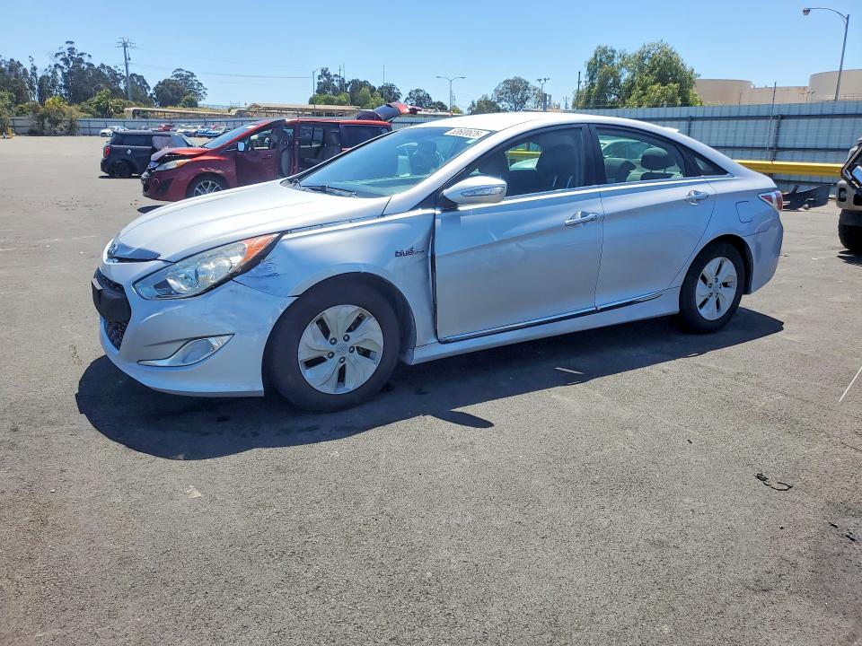 Продажа на аукционе авто 2015 Hyundai Sonata Hybrid, vin: KMHEC4A47FA138008, номер лота: 53600626