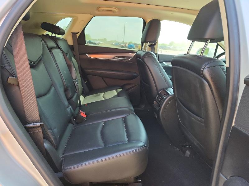 53790916 :رقم المزاد ، 1GYKNDRS1HZ223462 vin ، 2017 Cadillac Xt5 مزاد بيع