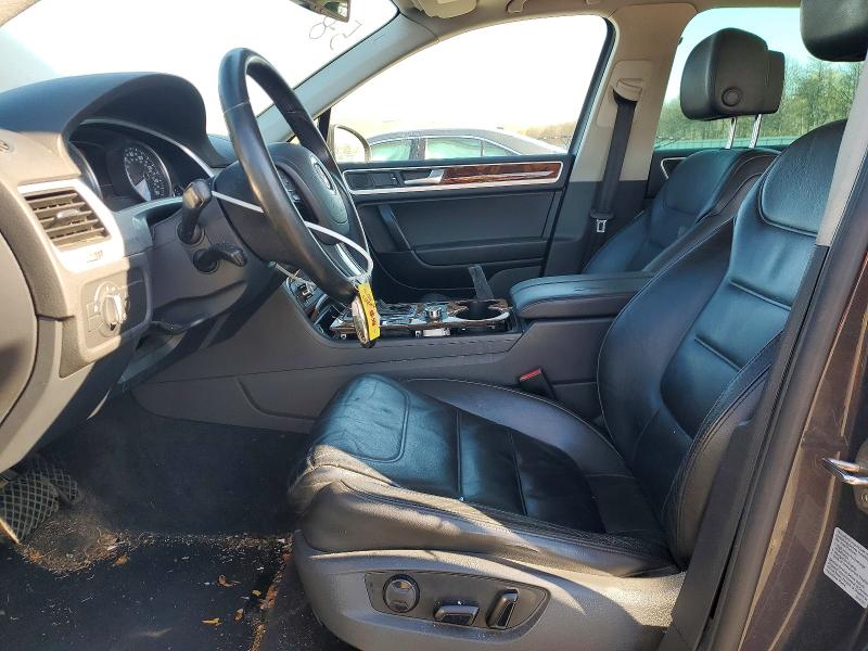 52831596 :رقم المزاد ، WVGFF9BP5BD006746 vin ، 2011 Volkswagen Touareg مزاد بيع